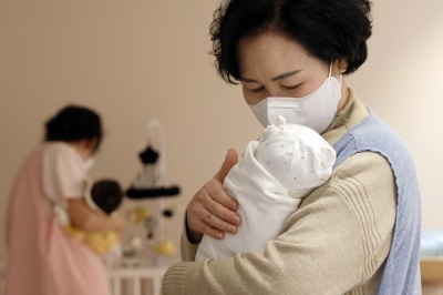 영하 10도, 탯줄도 안 뗀 아기를 받았다...“그래도 여기 와줘서 고마워요” [그들의 하루:베이비박스 상담사의 이야기]