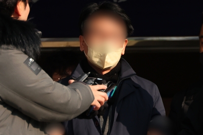 이재명 습격범 “공천권 행사 막으려 범행”…‘처단 실패해 분하다’ 메모도