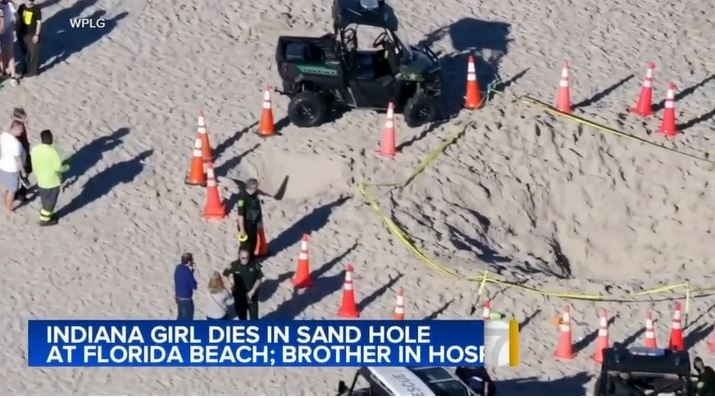 7세 소녀가 모래구덩이에 매물돼 사망한 미국 플로리다 로더데일바이더시 해변 사고 현장. ABC7 시카고 방송 뉴스 캡처