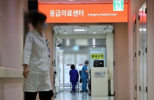 서울시가 의료 공백을 최소화하기 위해 비상 대응에 돌입했다. 사진은 한 일선 종합병원의 모습. 뉴스1