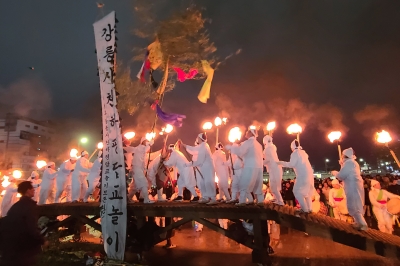 풍년·무병장수 기원하며… 강릉 망월제 ‘하평답교놀이’