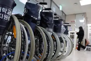 장애친화병원·와상 전용 이동권 도입…장애인 병원 문턱 확 낮춘다