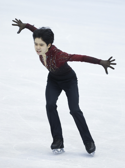 2024 주니어 피겨 세계선수권 남자 싱글에서 우승한 서민규가 프리스케이팅에서 화려한 연기를 펼치고 있다. EPA 연합뉴스