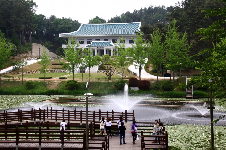 충북 청주시 문의면 청남대에 있는 대통령기념관 전경. 충북도 제공