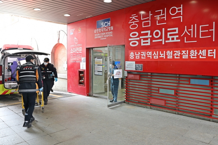 순천향대천안병원 권역응급의료센터 입구. 천안병원 제공