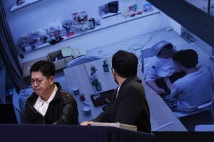 “아이돌 멤버, 여대표 옷 벗기고 강제추행”…CCTV 폭로한 前소속사