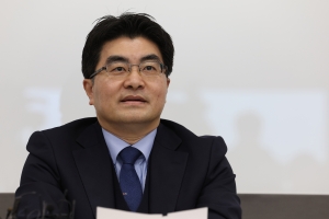 “전공의들, 미국·싱가포르 의사시험 준비…다른 나라 국민 치료할 것”