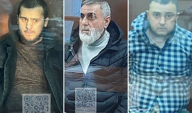 러시아 법원이 모스크바 공연장 테러와 관련해 25일(현지시간) 타지키스탄 출신 삼부자 3명을 추가로 구금했다. 왼쪽부터 딜로바르 이슬로모프, 이스로일 이슬로모프, 아민촌 이슬로모프. 딜로바르와 아민촌은 형제지간이며, 이스로일은 형제의 아버지다. 2024.3.25 모스크바 바스마니 지방법원