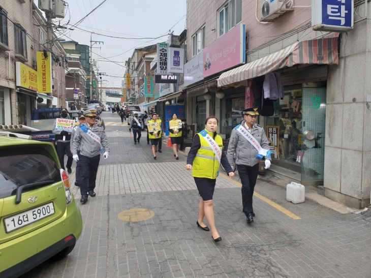 경기남부경찰청 소속 기동순찰대가 방범 순찰을 하는 모습. 경기남부경찰청 제공