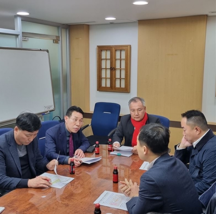 지난 27알 용두공원 설치 예정 GTX-B노선 환기구 민원 관련 간담회를 개최한 이병윤 의원