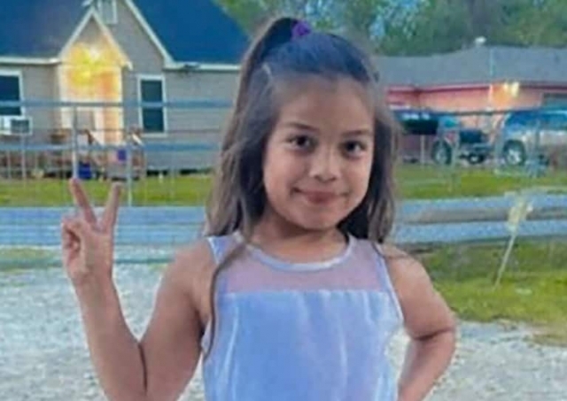 미국 텍사스의 유명 호텔에서 8살 소녀가 수영장 파이프에 빨려들어가 익사하는 사고가 발생했다. 사망한 알리야 생전 모습. FOX26 캡처