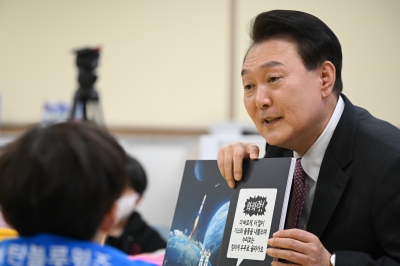 초등학교 절반 ‘늘봄’ 참여…교사들은 “돌봄 질 개선해야”