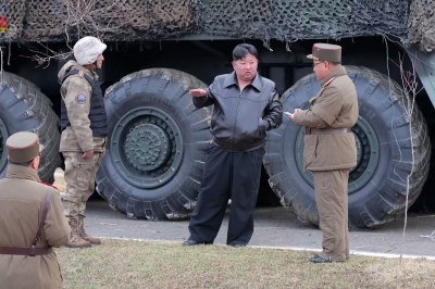 北 “극초음속 IRBM 발사 성공”…합참은 “과장” 조작 가능성 시사