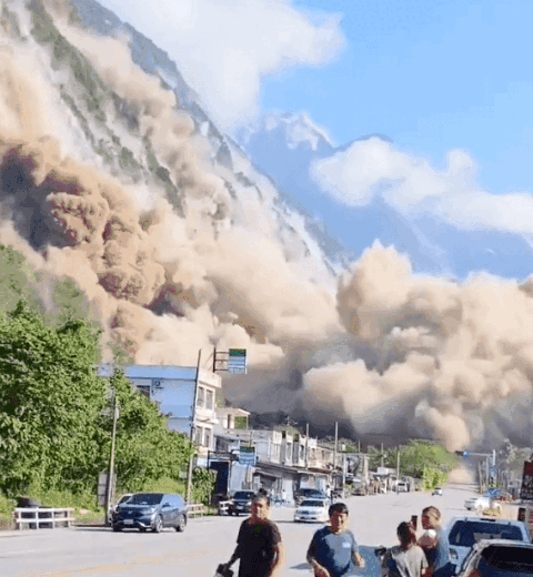 3일 규모 7 이상 강진 여파로 산사태가 발생한 대만 동부. 2024.4.3 엑스