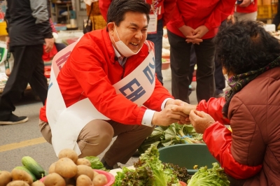 양산을 ‘전직 도지사 빅매치’ 승자는 김태호