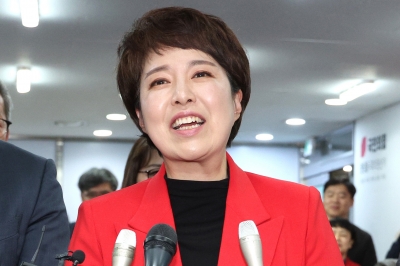 짧게 소감 밝힌 김은혜 “더욱 낮게 임하겠다”