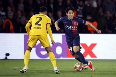 음바페 떠나는데…PSG, 또 UCL 8강 머무나…바르사에 1차전 2-3 재역전패