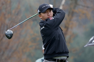 ‘스크린 밖에서도 최강자 될까’ 김홍택, KPGA 개막전 첫날 공동 2위 불꽃타