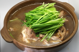 “딱 군인 말투였는데”…‘50인분 닭백숙’ 주문에 좌절한 식당, 왜