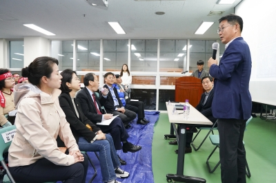 수십년째 자연경관·고도 규제… 주민들 찾아가 해법 찾는 종로[현장 행정]