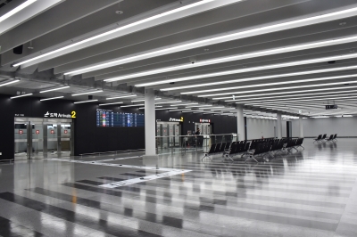 김해공항 국제선 확장 터미널 개장…수용 능력 200만명 증가