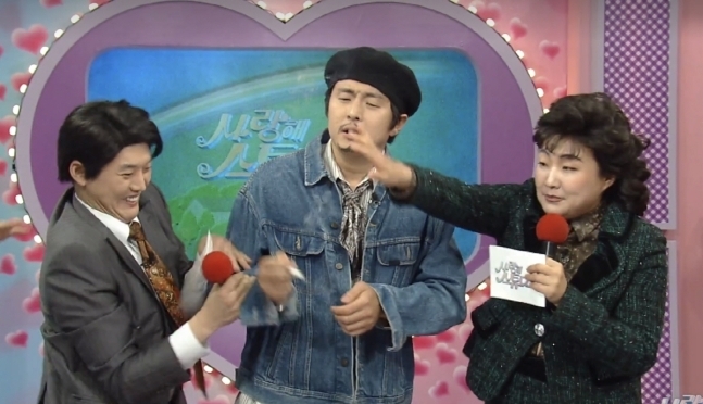 방송인 기안84가 ‘SNL 코리아’ 시즌5에서 담배 콩트로 스튜디오를 발칵 뒤집어 놓았다. 방송 캡처