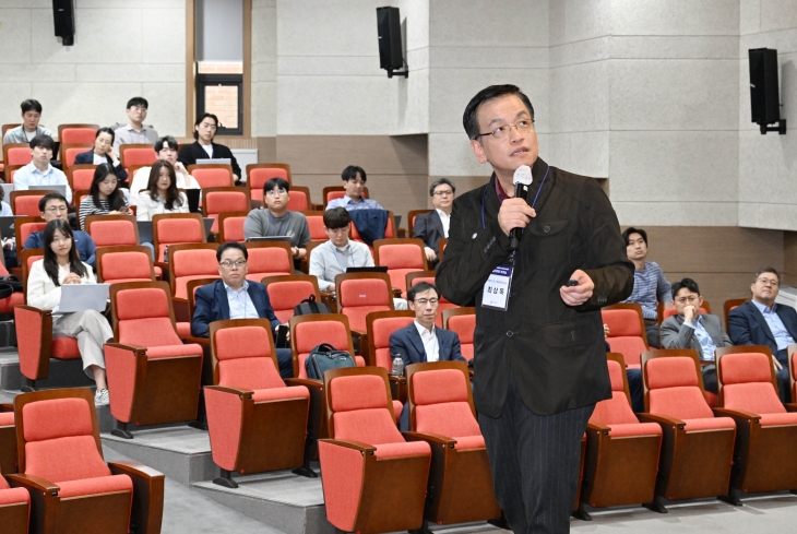 ‘역동경제’ 강연하는 최상목 부총리