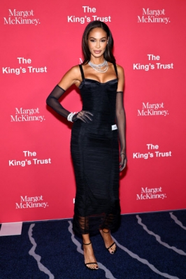NEW YORK, NEW YORK - MAY 02: Joan Smalls attends The King‘s Trust 2024 Global Gala at Cipriani South Street on May 02, 2024 in New York City. Getty AFP 연합뉴스