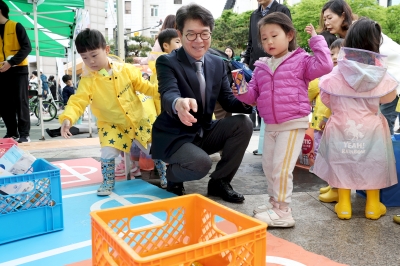 왕십리광장 ‘지속가능 대잔치’…성동, 녹색 실천·탄소중립 앞장[현장 행정]