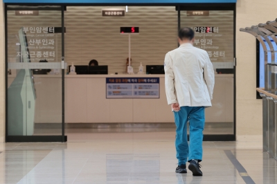 의료 공백 심해지면 ‘외국 의사’에게 진료받는다…복지부 입법예고