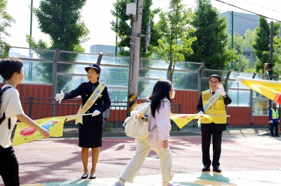 문헌일 구로구청장, 오늘은 교통지도 선생님