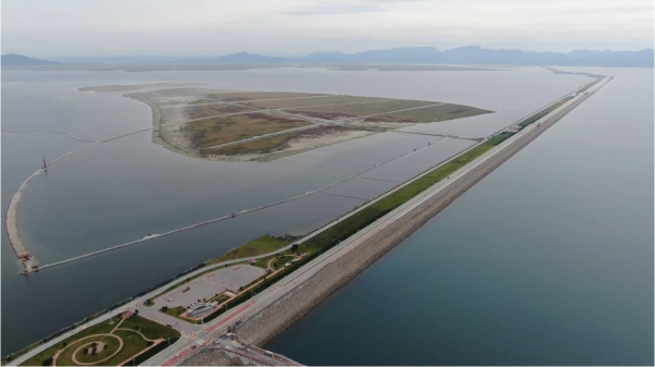 내부 매립과 기반시설 공사가 한창인 새만금지구. 새만금개발청 제공
