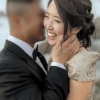 thumbnail - 최태원 회장 딸 ‘10월 결혼’…웨딩화보 속 ‘선남선녀’ 환한 미소