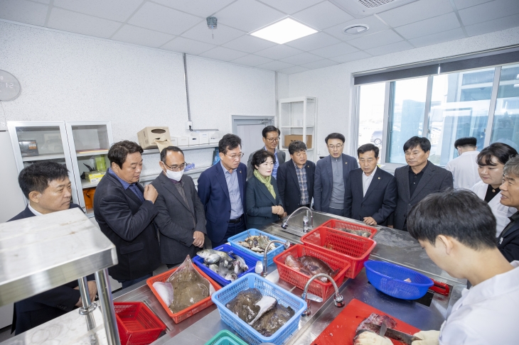 농수산위원회 어업기술원 현장감사. 경북도의회 제공