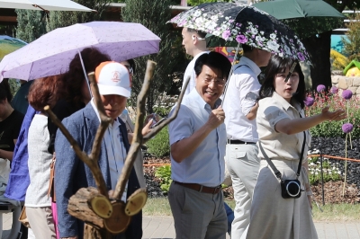 “송파대로를 걷고 싶은 정원으로 만들 것”