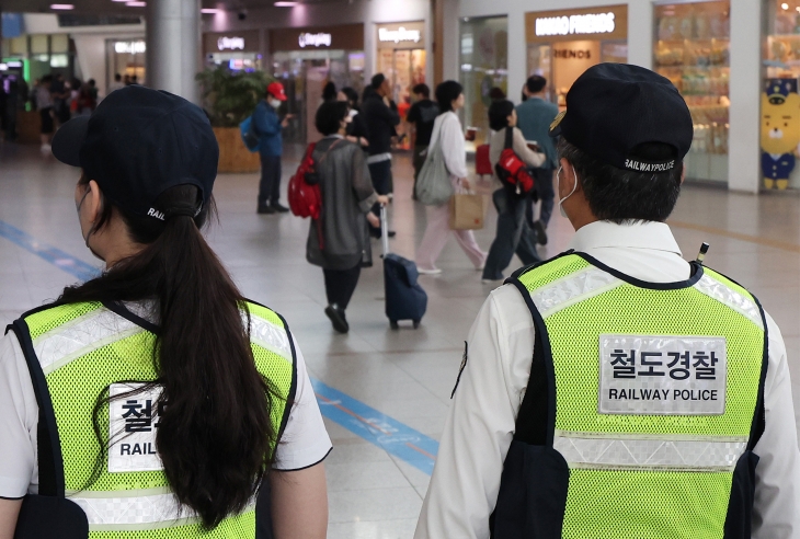 ‘서울역 칼부림 예고’에 강화된 순찰