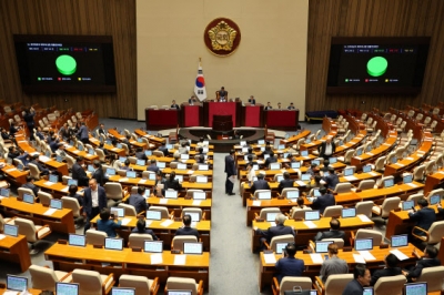 반도체·저출생 민생법안 다 뭉갰다…1만 6780건 폐기 ‘최악 21대’