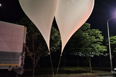 北 ‘대남 오물 풍선’ 전국서 발견… GPS 교란 공격까지