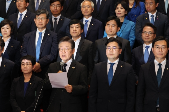 22대 첫날부터 밀어붙인 巨野…민주·조국당, 채상병·한동훈 특검법 발의