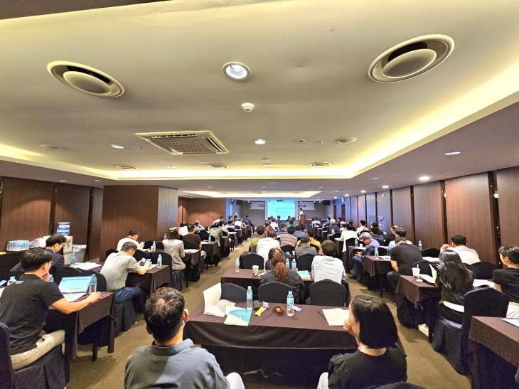 베스트웨스턴 제주호텔 릴리홀에서 열린 (사)전남뿌리기업협회 ‘2024 제주 워크숍’ 모습.