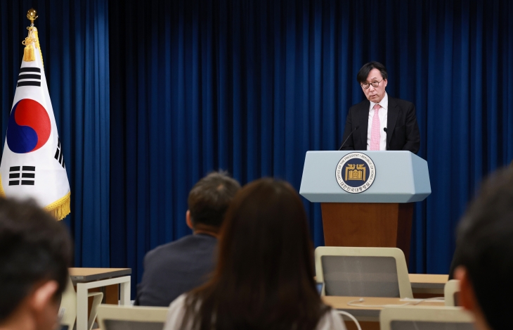 장호진 국가안보실장이 2일 서울 용산 대통령실 청사에서 이날 열린 국가안전보장회의(NSC) 상임위원회 확대회의 관련 브리핑을 하고 있다. 2024.6.2  연합뉴스