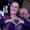 멕시코 첫 여성 대통령 탄생… 범죄도시 오명·전임 후광 뛰어넘을까