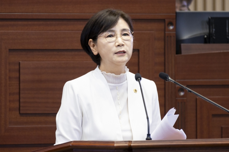 지난 10일 열린 제347회 제1차 정례회 제1차 본회의에서 도정질문을 하는 이선희 의원. 경북도의회 제공