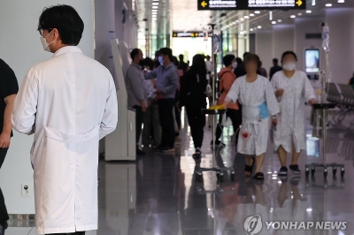 분당서울대병원 노조, 직원들에 “17일 교수 휴진에 협조말라” 안내