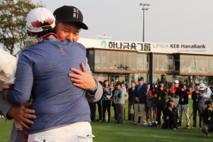 박세리 “아빠 때문에 골프 시작…번 돈 수백억 다 드렸다” 재조명