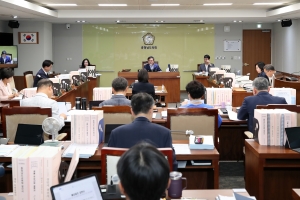 “교육현장 ‘을질’ 예방”…충남도의회 조례안 입법예고