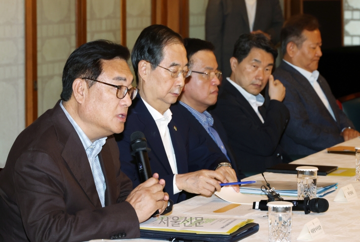 16일 서울 삼청동 총리공관에서 열린 당정대협의회에서 정진석 대통령실 비서실장이 발언하고 있다. 2024.6.16   홍윤기 기자