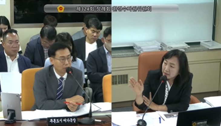 지난 17일 제324회 정례회 푸른도시여가국 ‘서울 반려동물 테마파크 및 추모관 조성사업 실시협약서 동의안’ 안건심사에서 푸른도시여가국장에게 질의하는 이영실 의원