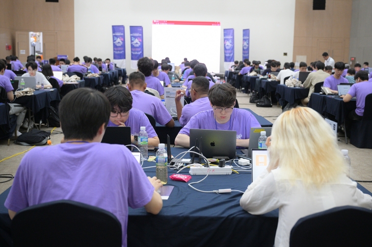 ‘2024 핵테온 세종’ 사이버보안 경진대회가 열리고 있다. 세종시 제공