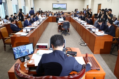 더 강해져 돌아온 노란봉투법… “분쟁의 상시화” “노동자 기본권” 공방전